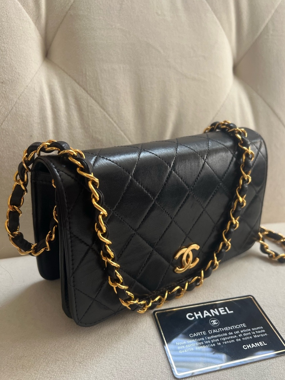 🖤🖤Chanel Vintage Black Quilted Lambskin Full Flap 24k Gold Plated hardware